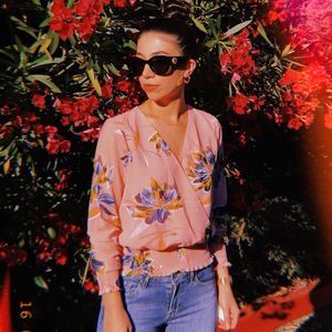 Meet your Posher, Yassi